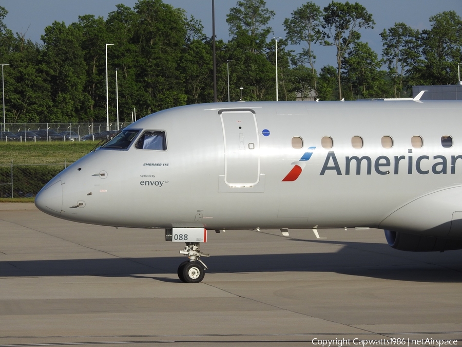 American Eagle (Envoy) Embraer ERJ-175LR (ERJ-170-200LR) (N288NN) | Photo 387761