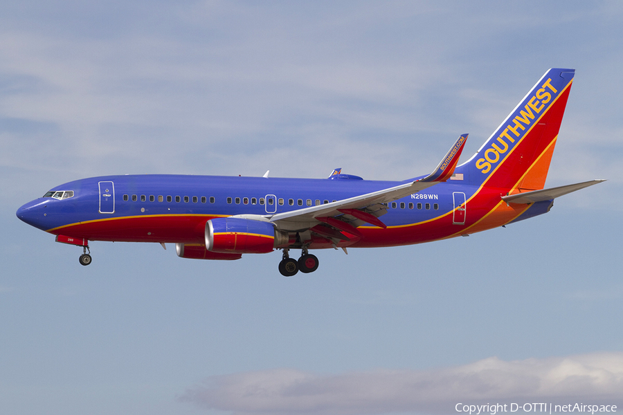 Southwest Airlines Boeing 737-7H4 (N288WN) | Photo 341840