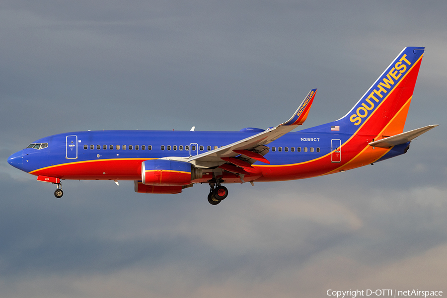 Southwest Airlines Boeing 737-7H4 (N289CT) | Photo 137834