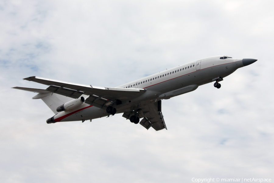 Raytheon Aircraft Co. Boeing 727-223(Adv) (N289MT) | Photo 10322