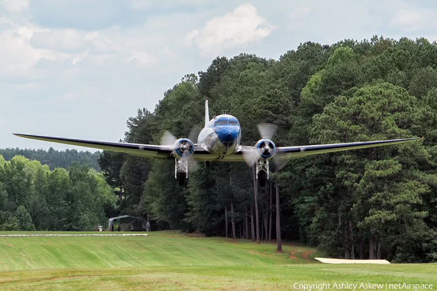 (Private) Douglas DC-3A (N28AA) | Photo 166645
