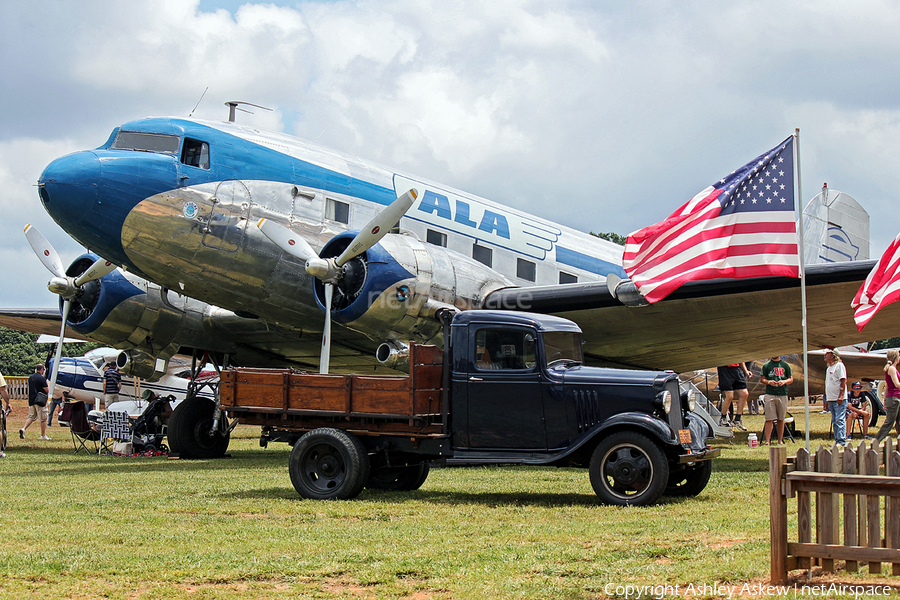 (Private) Douglas DC-3A (N28AA) | Photo 136991