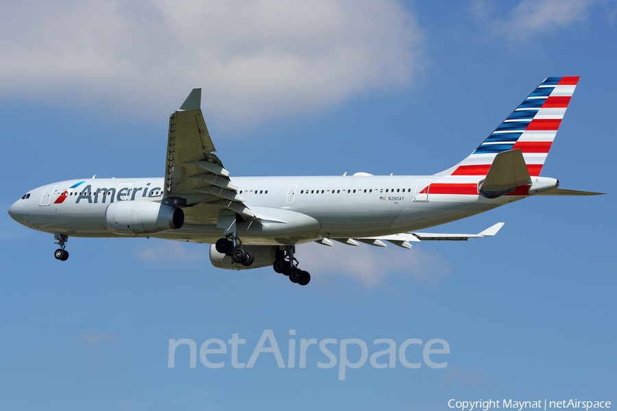 American Airlines Airbus A330-243 (N290AY) | Photo 191165
