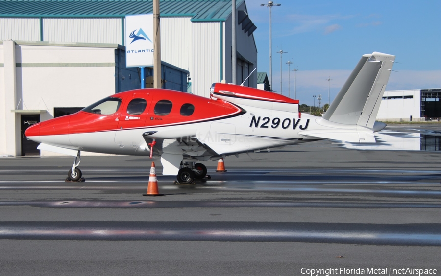 (Private) Cirrus SF50 Vision Jet G2+ Arrivee (N290VJ) | Photo 610528