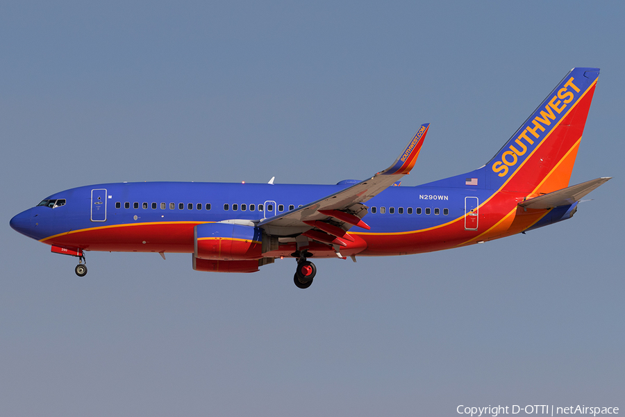 Southwest Airlines Boeing 737-7H4 (N290WN) | Photo 201148