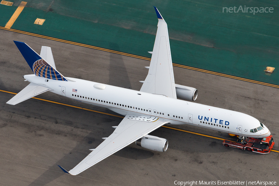 United Airlines Boeing 757-224 (N29124) | Photo 152642