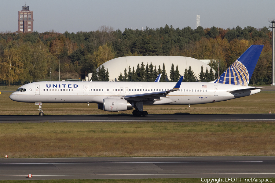 United Airlines Boeing 757-224 (N29124) | Photo 396714