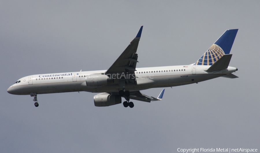 Continental Airlines Boeing 757-224 (N29129) | Photo 304471