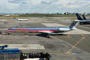 American Airlines McDonnell Douglas MD-82 (N292AA) at  New York - LaGuardia, United States