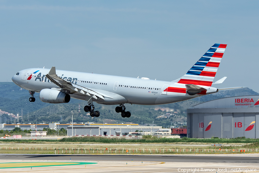 American Airlines Airbus A330-243 (N292AY) | Photo 343520