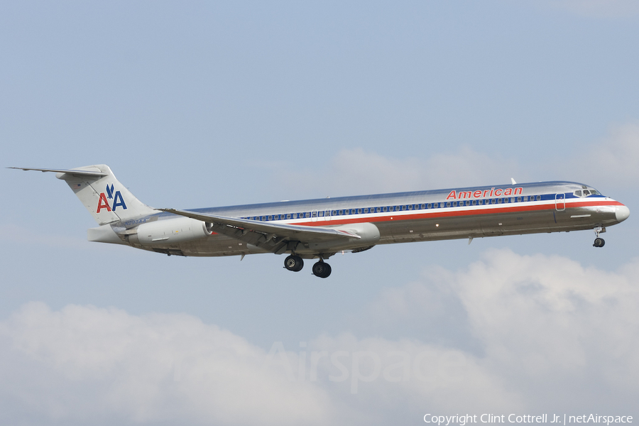 American Airlines McDonnell Douglas MD-82 (N293AA) | Photo 40570