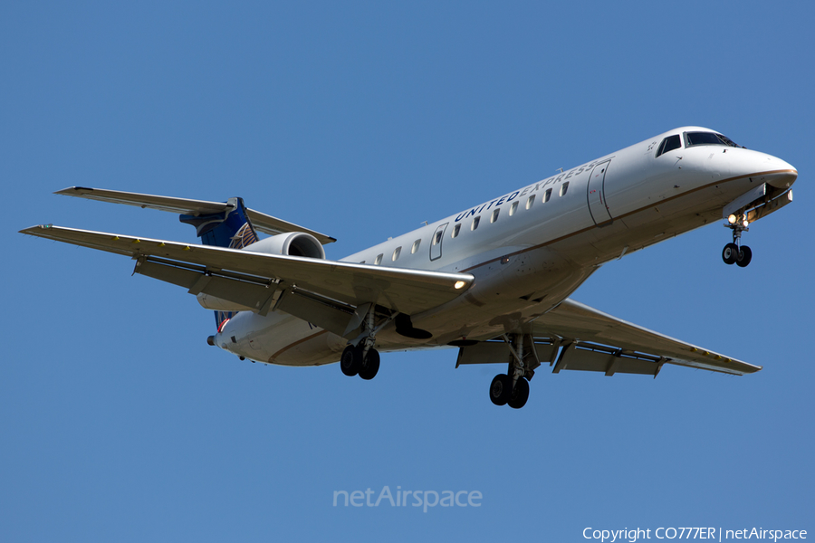 United Express (ExpressJet Airlines) Embraer ERJ-135LR (N29515) | Photo 48265