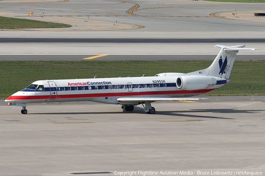 American Connection (Chautauqua Airlines) Embraer ERJ-135LR (N295SK) | Photo 87484
