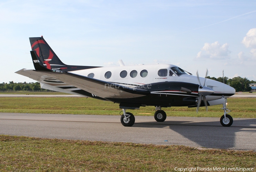 Raytheon Aircraft Co. Beech C90GTi King Air (N296KA) | Photo 574324