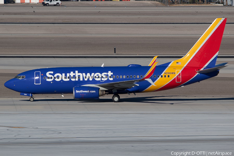 Southwest Airlines Boeing 737-7H4 (N296WN) | Photo 550027