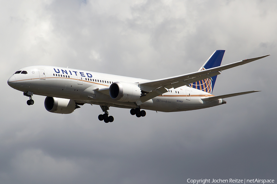 United Airlines Boeing 787-8 Dreamliner (N29907) | Photo 50958