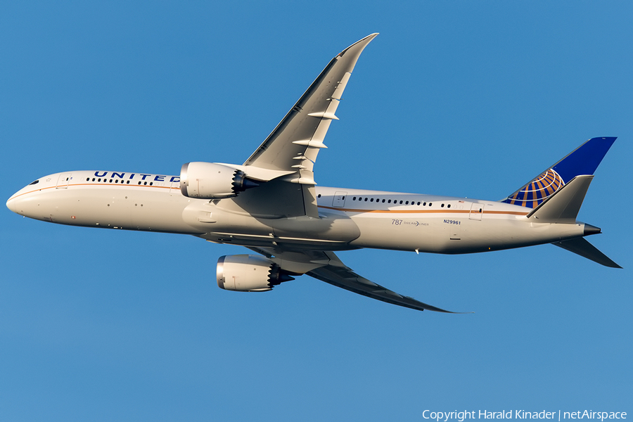 United Airlines Boeing 787-9 Dreamliner (N29961) | Photo 298590