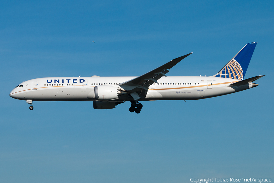United Airlines Boeing 787-9 Dreamliner (N29961) | Photo 301078