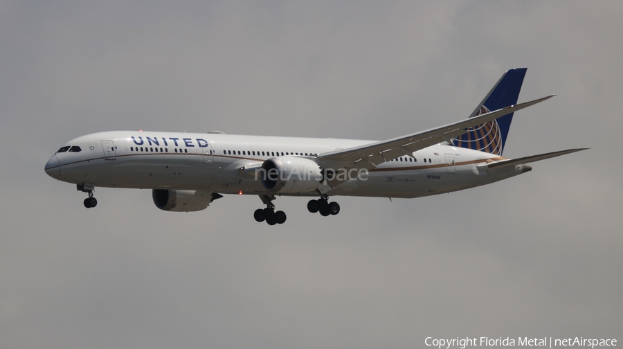 United Airlines Boeing 787-9 Dreamliner (N29968) | Photo 379586