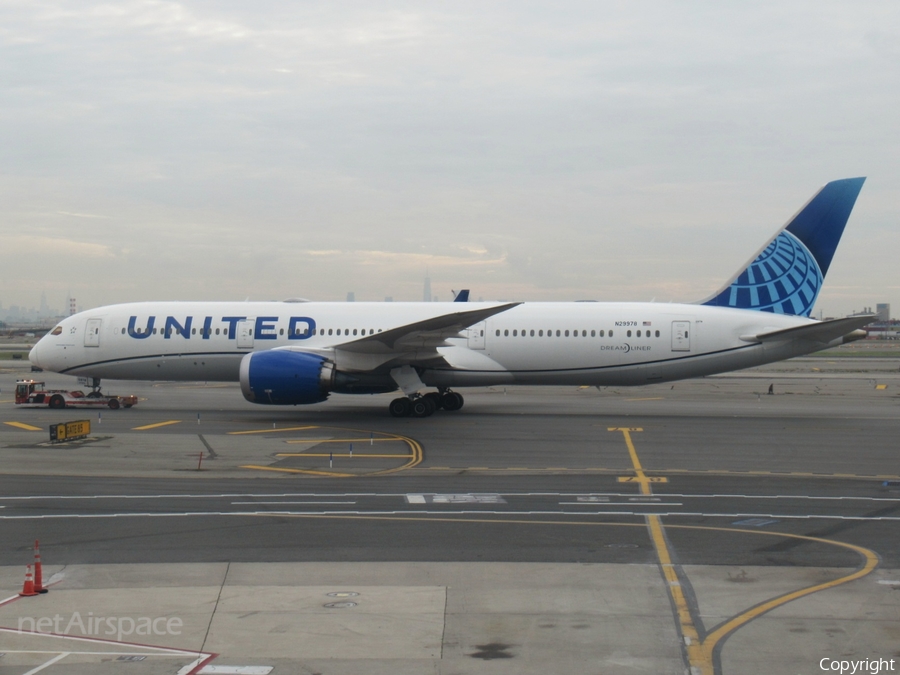 United Airlines Boeing 787-9 Dreamliner (N29978) | Photo 468768