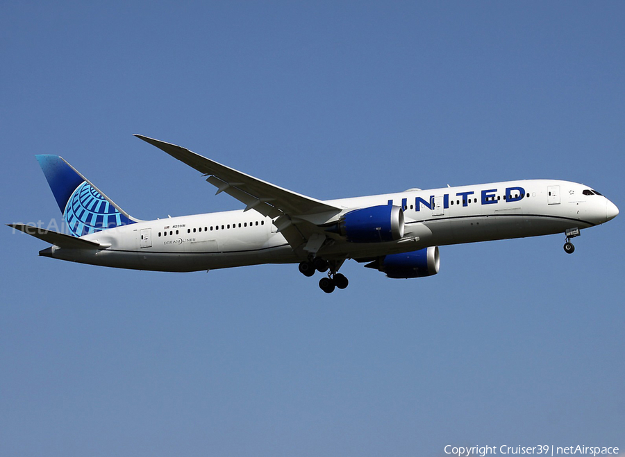 United Airlines Boeing 787-9 Dreamliner (N29981) | Photo 476939