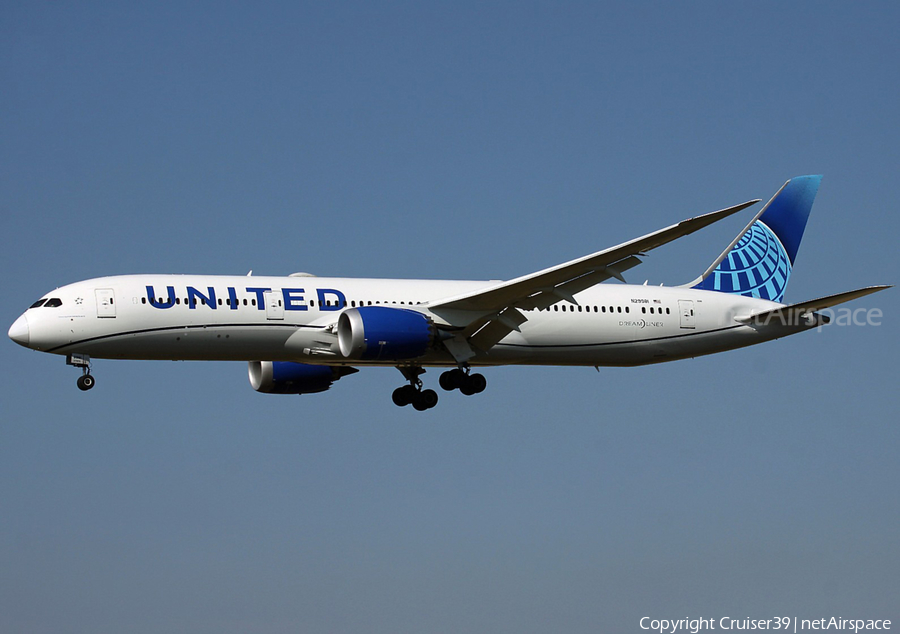 United Airlines Boeing 787-9 Dreamliner (N29981) | Photo 536297