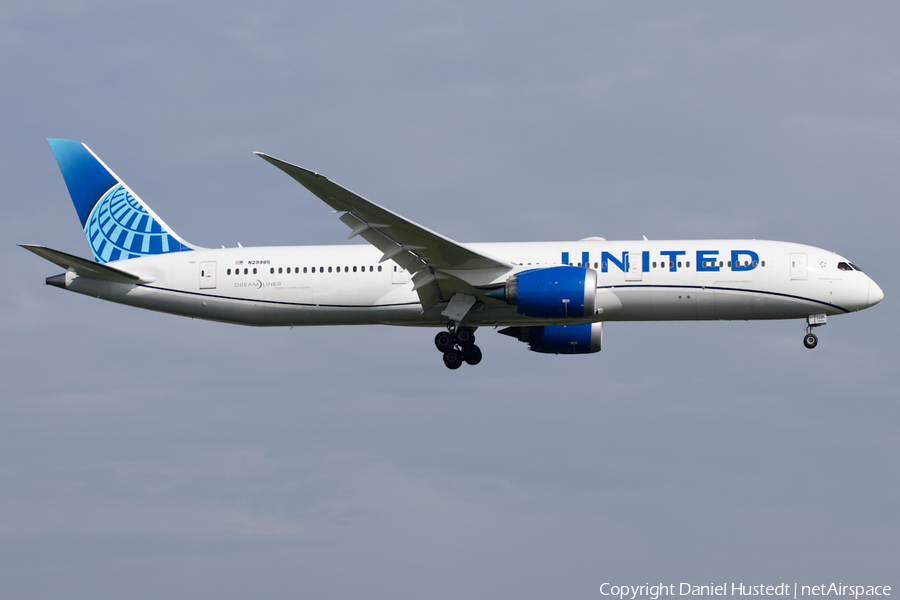 United Airlines Boeing 787-9 Dreamliner (N29985) | Photo 521187