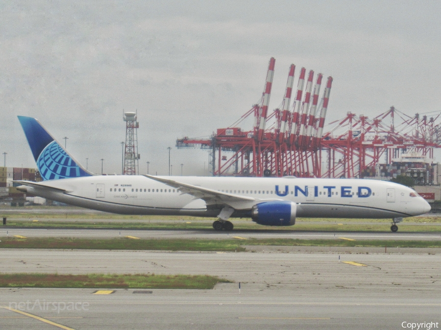 United Airlines Boeing 787-9 Dreamliner (N29985) | Photo 468673