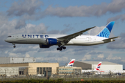 United Airlines Boeing 787-9 Dreamliner (N29985) at  London - Heathrow, United Kingdom