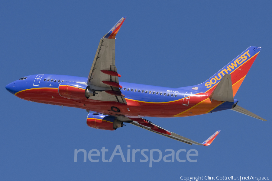Southwest Airlines Boeing 737-7H4 (N299WN) | Photo 40574