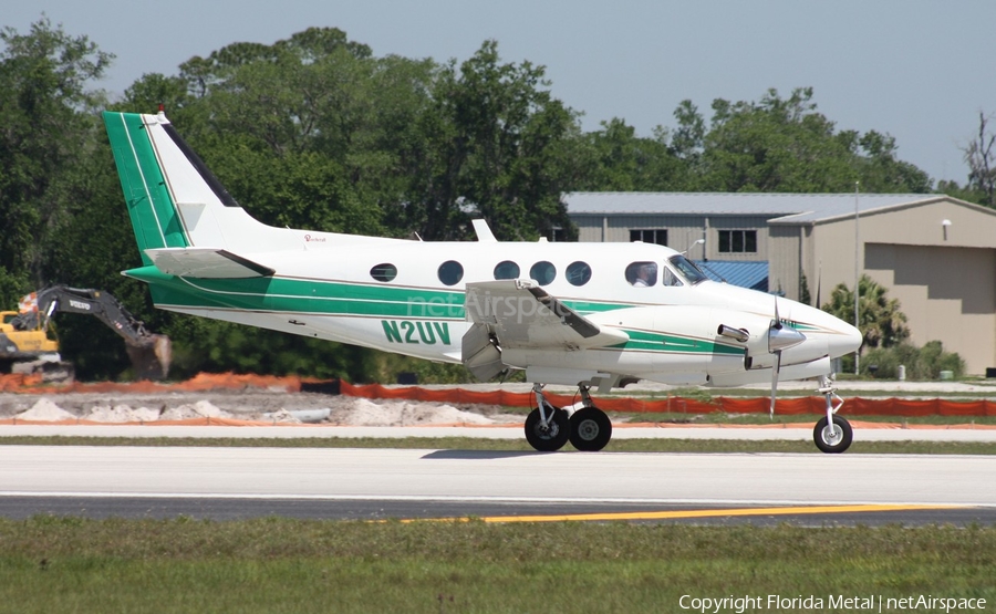 (Private) Beech B90 King Air (N2UV) | Photo 328741