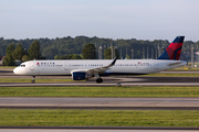 Delta Air Lines Airbus A321-211 (N301DN) at  Atlanta - Hartsfield-Jackson International, United States