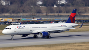 Delta Air Lines Airbus A321-211 (N301DN) at  Hamburg - Finkenwerder, Germany