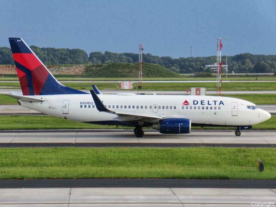 Delta Air Lines Boeing 737-732 (N301DQ) | Photo 347437