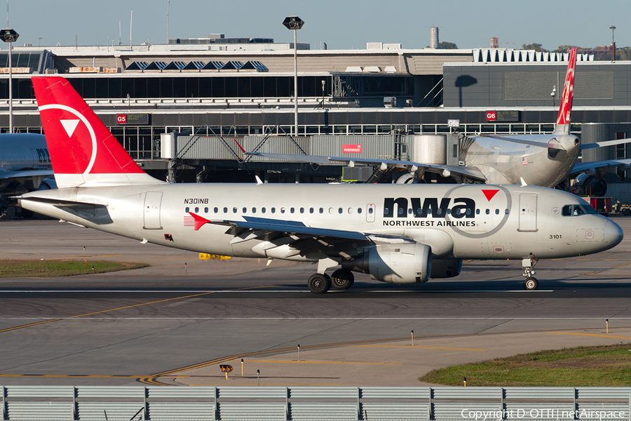 Northwest Airlines Airbus A319-114 (N301NB) | Photo 190576