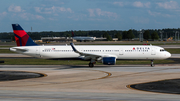 Delta Air Lines Airbus A321-211 (N302DN) at  Atlanta - Hartsfield-Jackson International, United States