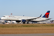 Delta Air Lines Airbus A321-211 (N302DN) at  Atlanta - Hartsfield-Jackson International, United States