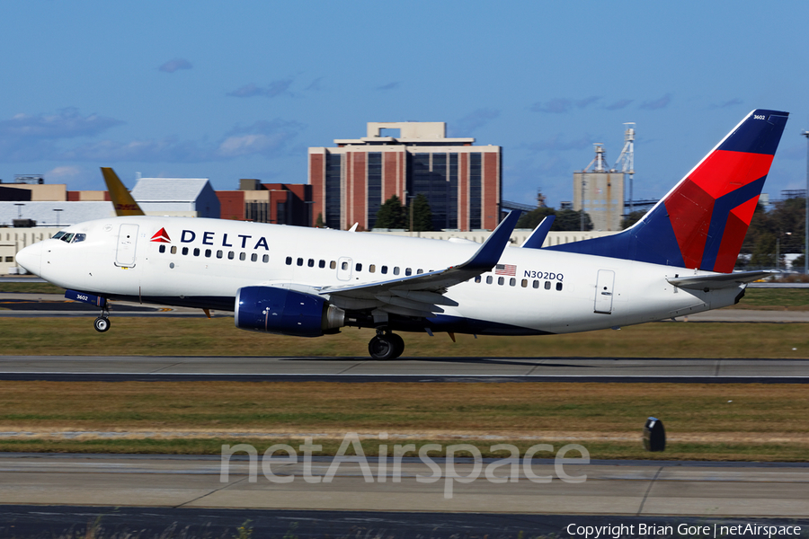 Delta Air Lines Boeing 737-732 (N302DQ) | Photo 60348