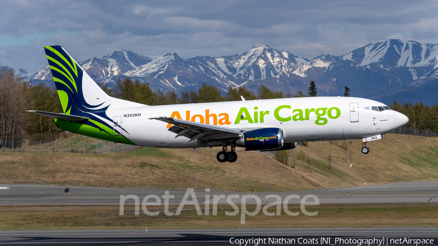 Aloha Air Cargo Boeing 737-330(SF) (N302KH) | Photo 448170