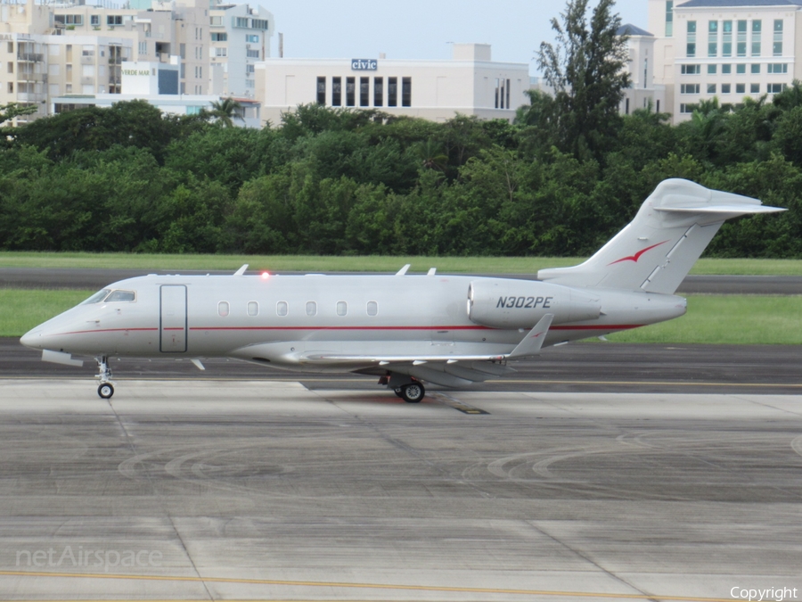 VistaJet Bombardier BD-100-1A10 Challenger 300 (N302PE) | Photo 600169