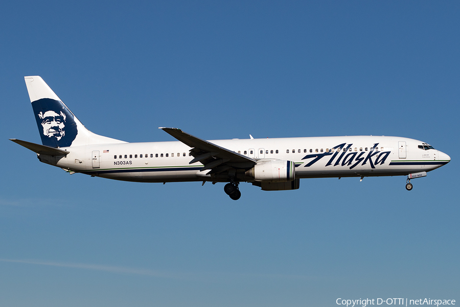 Alaska Airlines Boeing 737-990 (N303AS) | Photo 177691