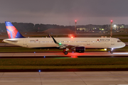 Delta Air Lines Airbus A321-211 (N303DN) at  Atlanta - Hartsfield-Jackson International, United States