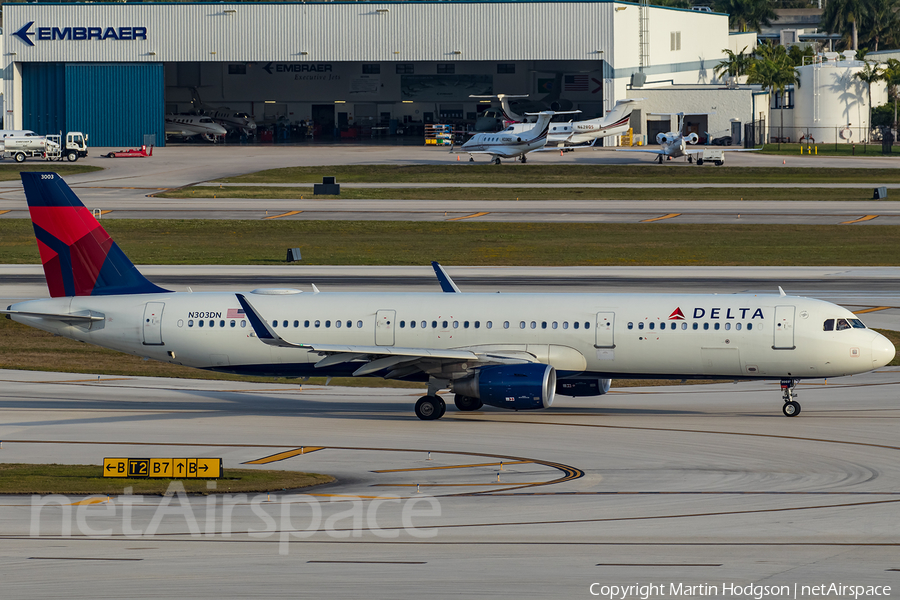 Delta Air Lines Airbus A321-211 (N303DN) | Photo 347052