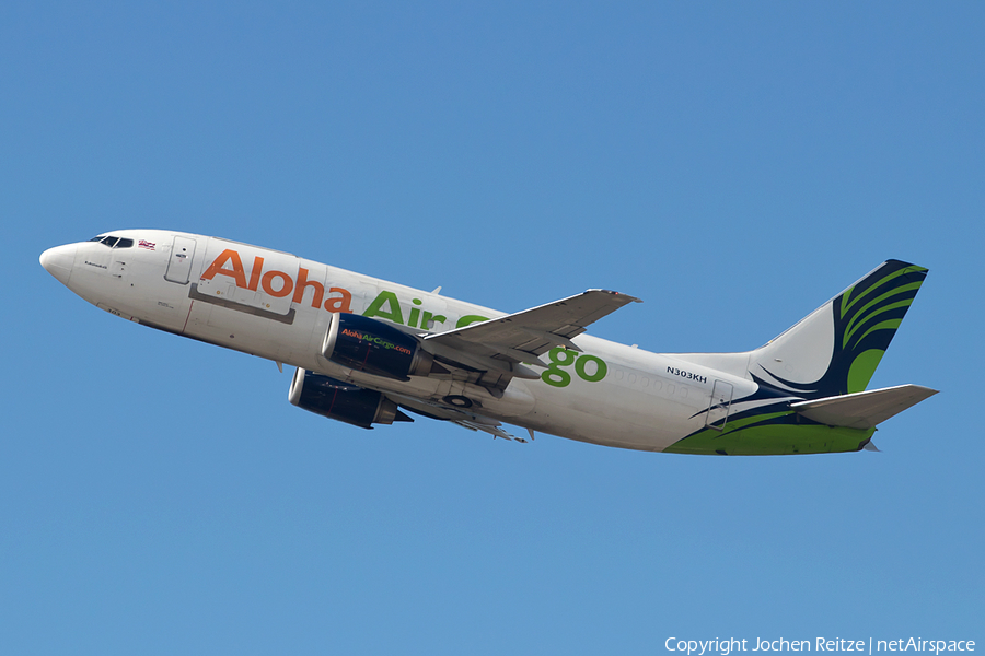 Aloha Air Cargo Boeing 737-319(SF) (N303KH) | Photo 187952