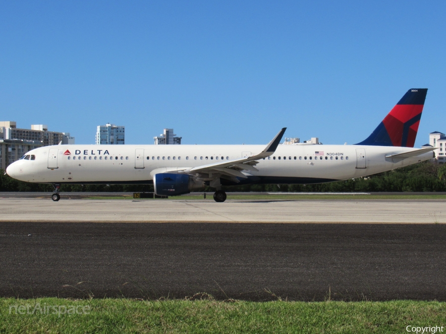 Delta Air Lines Airbus A321-211 (N304DN) | Photo 429050