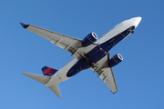 Delta Air Lines Boeing 737-732 (N304DQ) at  Philipsburg - Princess Juliana International, Netherland Antilles
