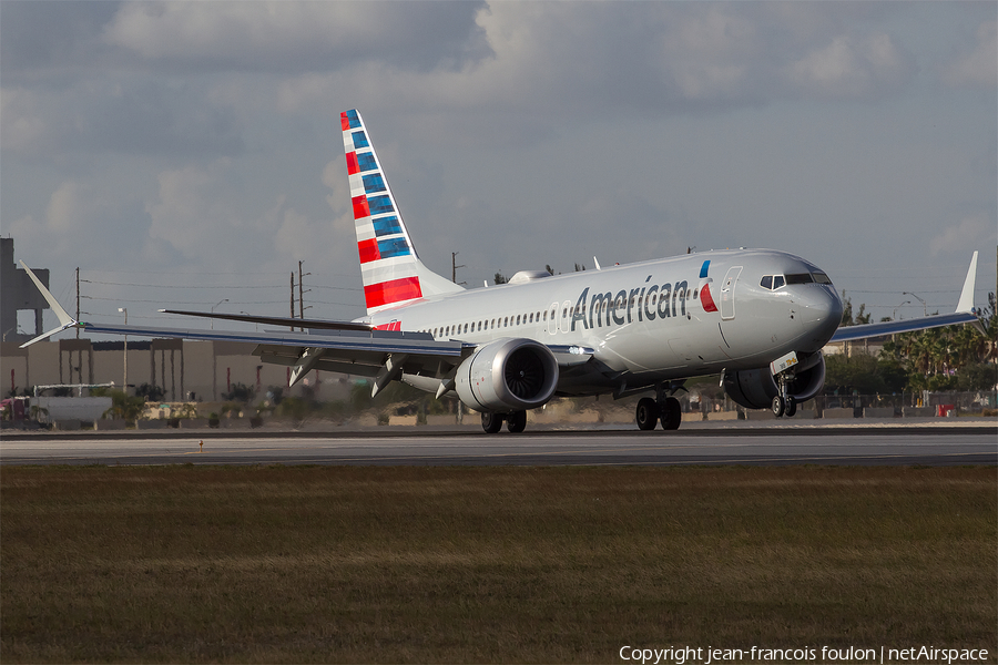 American Airlines Boeing 737-8 MAX (N304RB) | Photo 228976