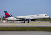Delta Air Lines Airbus A321-211 (N305DN) at  Ft. Lauderdale - International, United States