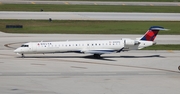 Delta Connection (Endeavor Air) Bombardier CRJ-900LR (N305PQ) at  Ft. Lauderdale - International, United States