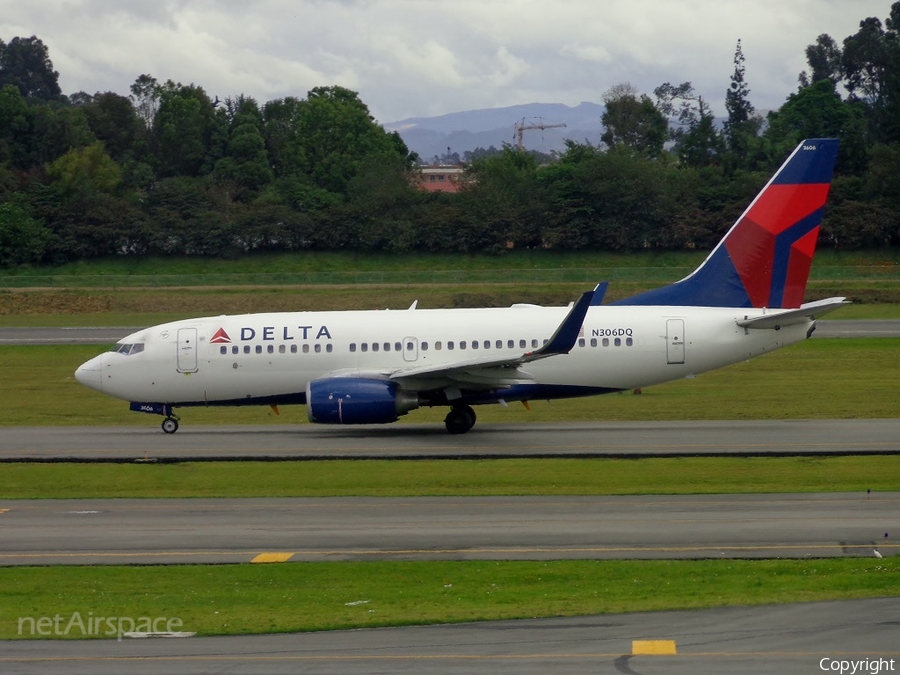 Delta Air Lines Boeing 737-732 (N306DQ) | Photo 30722